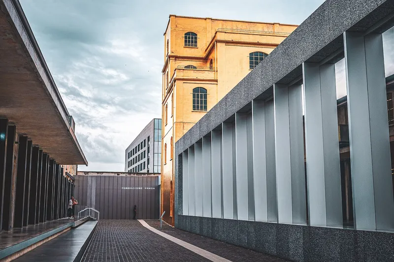 Complejo arquitectónico de la Fondazione Prada en Milán